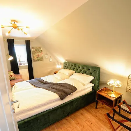 Suite Petite - Ferienapartment Mit 3 Schlafzimmern * Bruchköbel
