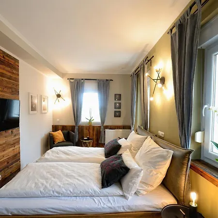 Petite - Ferienapartment Mit 3 Schlafzimmern Bruchköbel